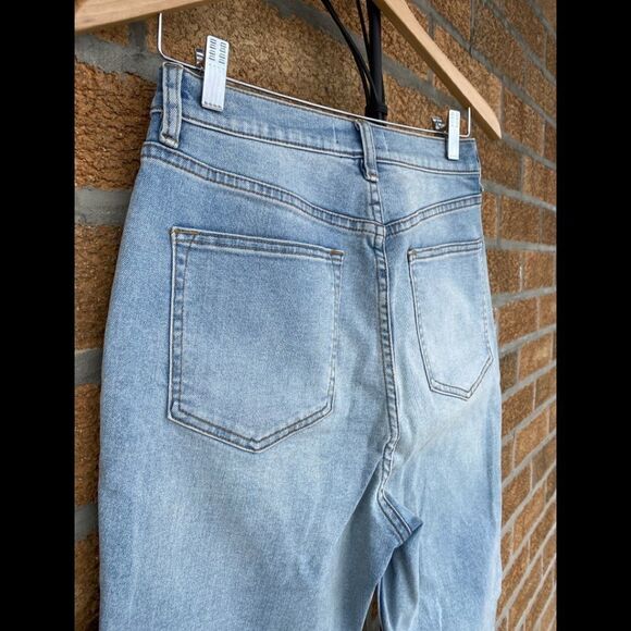 We the free high rise jeans size 28 curvy - Picture 8 of 13